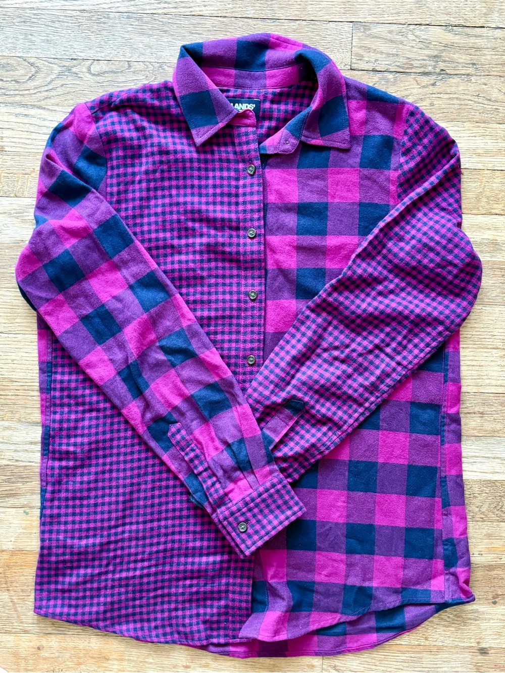 Lands' End 100% Cotton Purple and Navy Plaid Button-Down Flannel Shirt | Size M